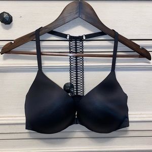 Victoria’s Secret Push-Up Plunge Bra